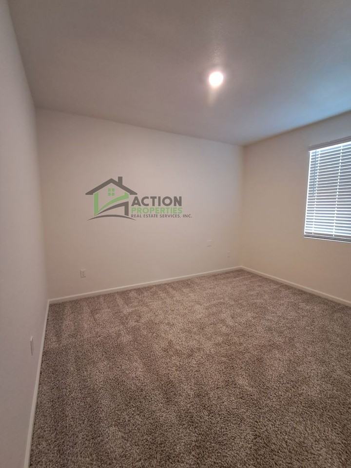 6056 Whistling Bend Way - Photo 3 of 18