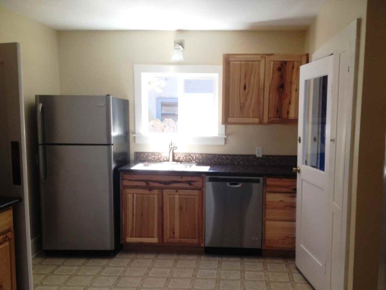 126 W 2nd Ave - Photo 6 of 14