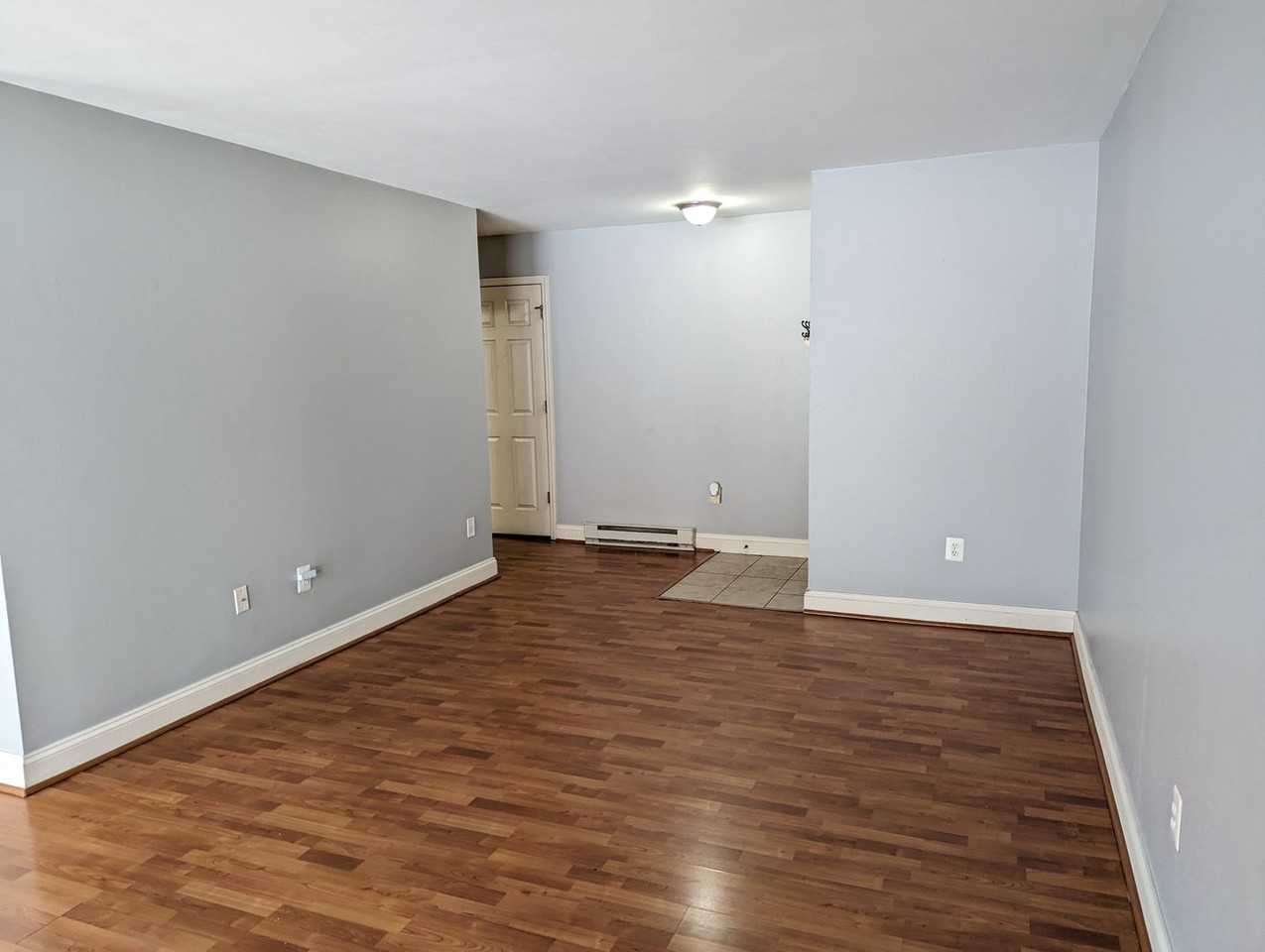 501 Prospect Blvd #8A - Photo 4 of 25