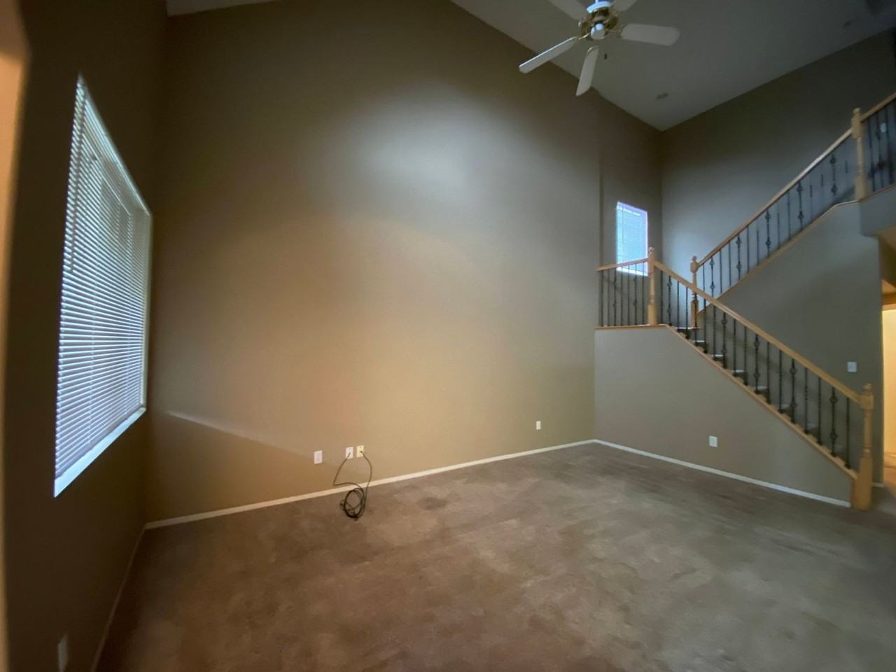 1802 Caleb Cir - Photo 2 of 32