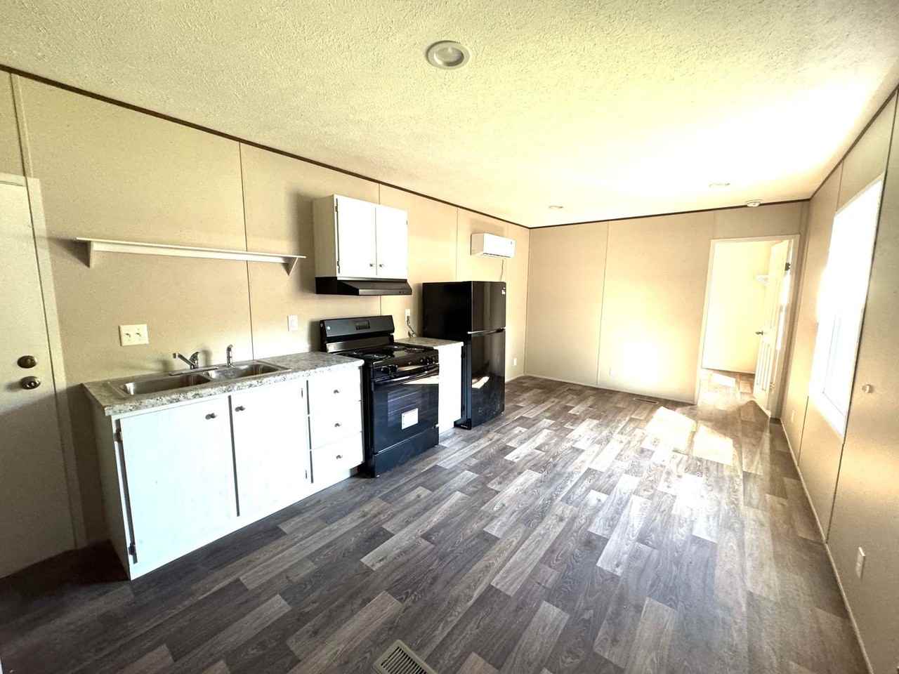 5604 Glade Rd - Photo 3 of 10