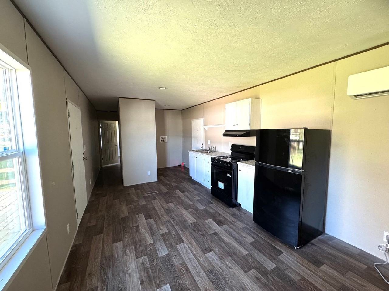 5604 Glade Rd - Photo 4 of 10