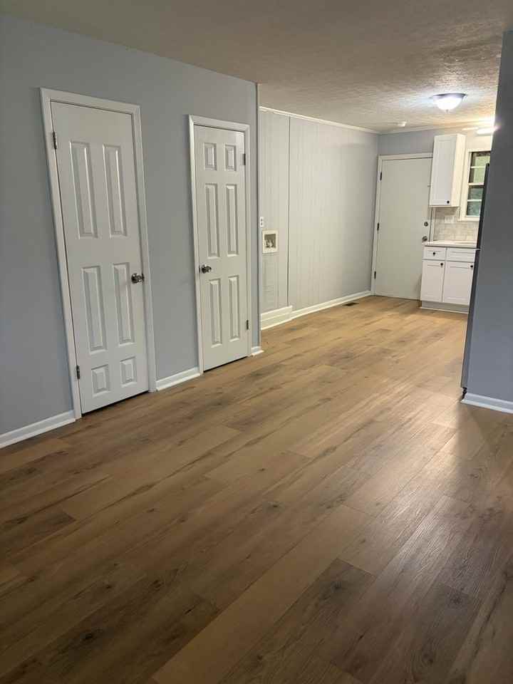 27 Fox Hall Dr #B - Photo 4 of 14