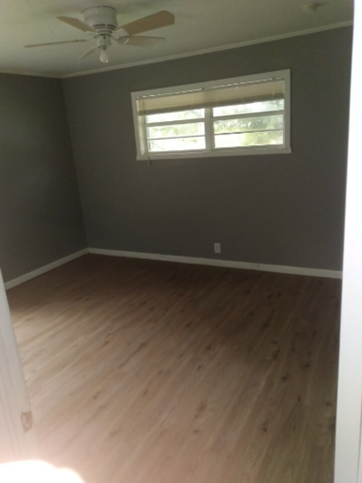 610 Park St - Photo 6 of 6