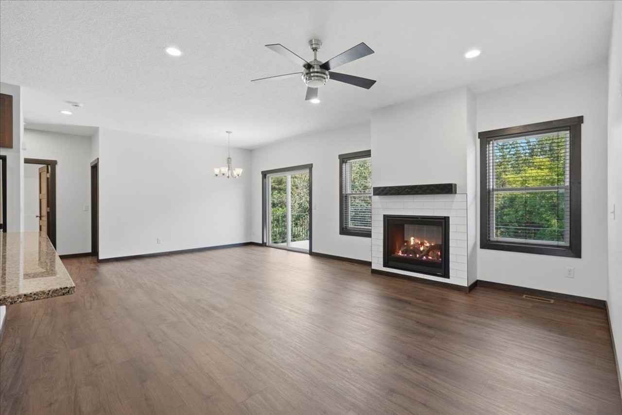 482 Westwood Dr - Photo 3 of 32
