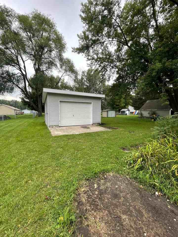 174 W Airline Hwy - Photo 2 of 12