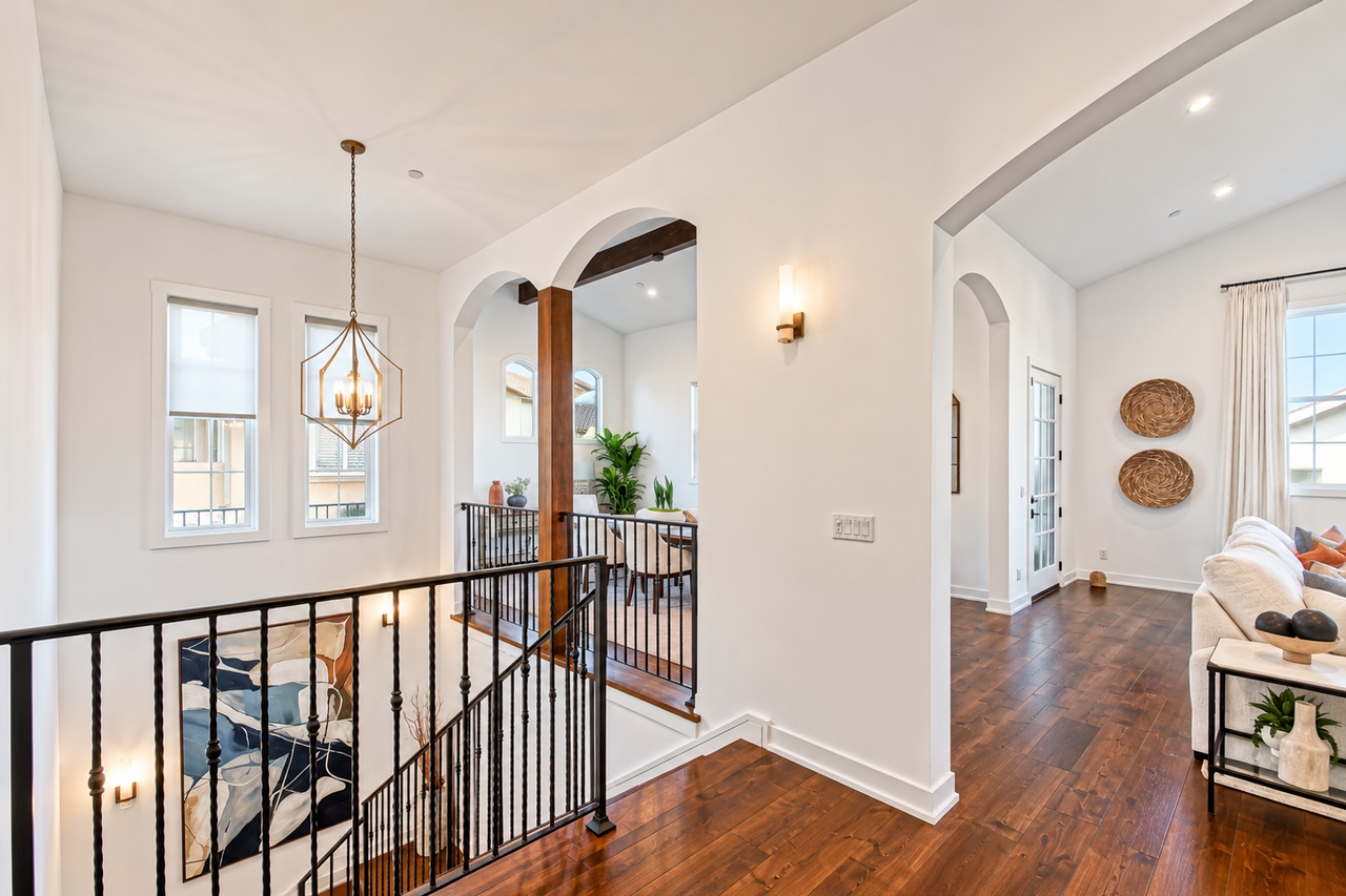 1919 Gates Ave #B - Photo 7 of 50
