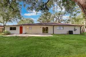 featured image of 219 Schley St