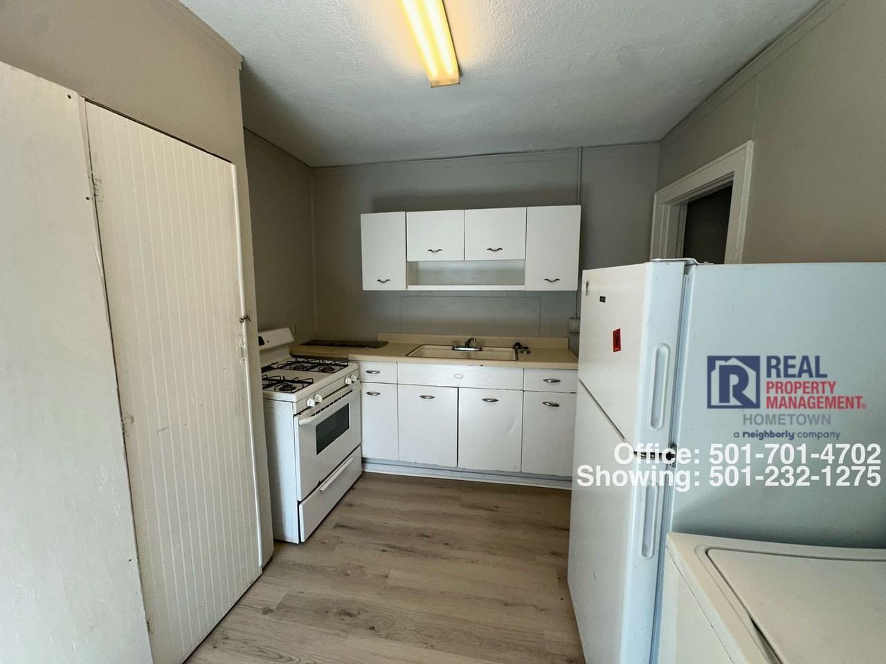 1422 Greenwood Ave - Photo 4 of 11