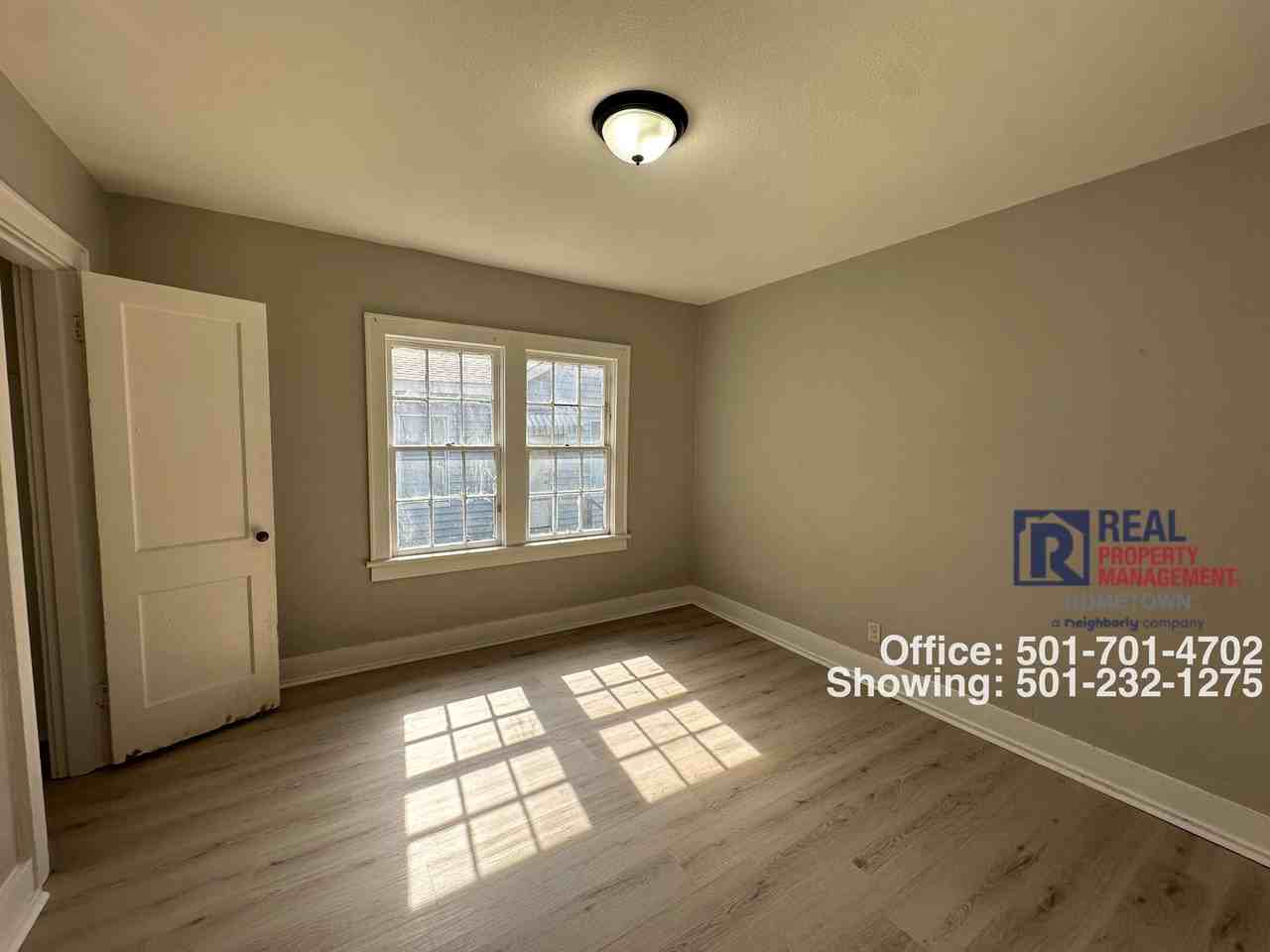 1422 Greenwood Ave - Photo 7 of 11