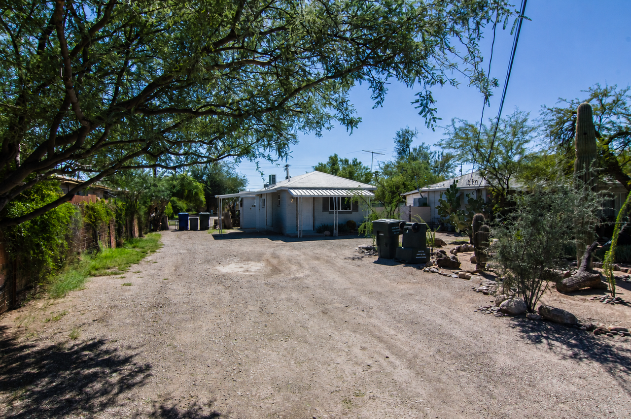 130 E Navajo Rd - Photo 2 of 15