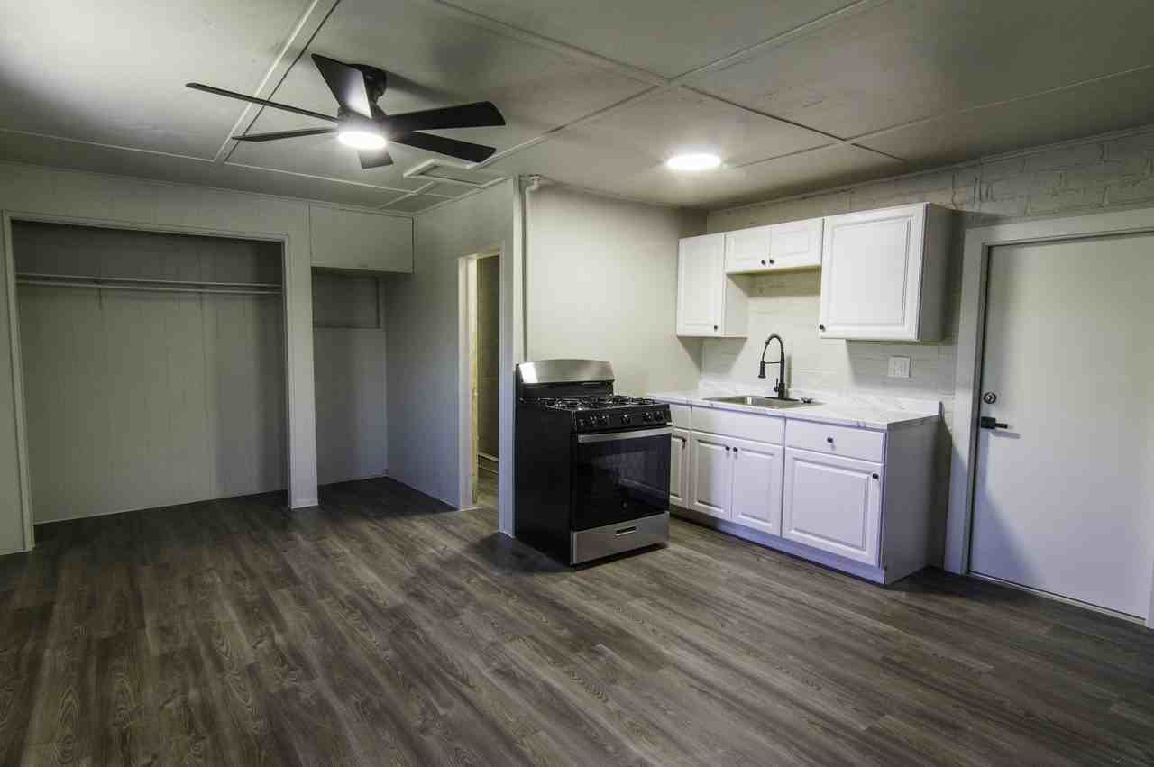 130 E Navajo Rd - Photo 6 of 15