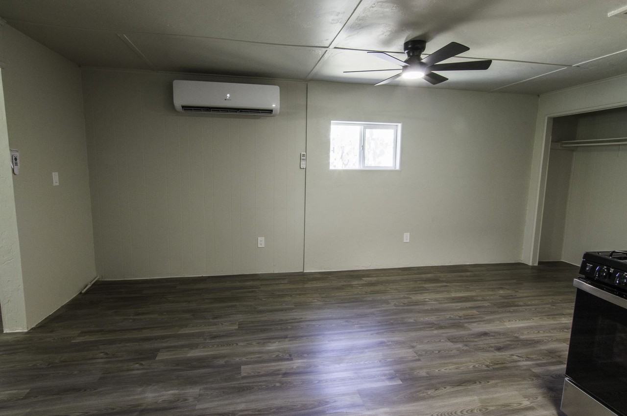 130 E Navajo Rd - Photo 7 of 15