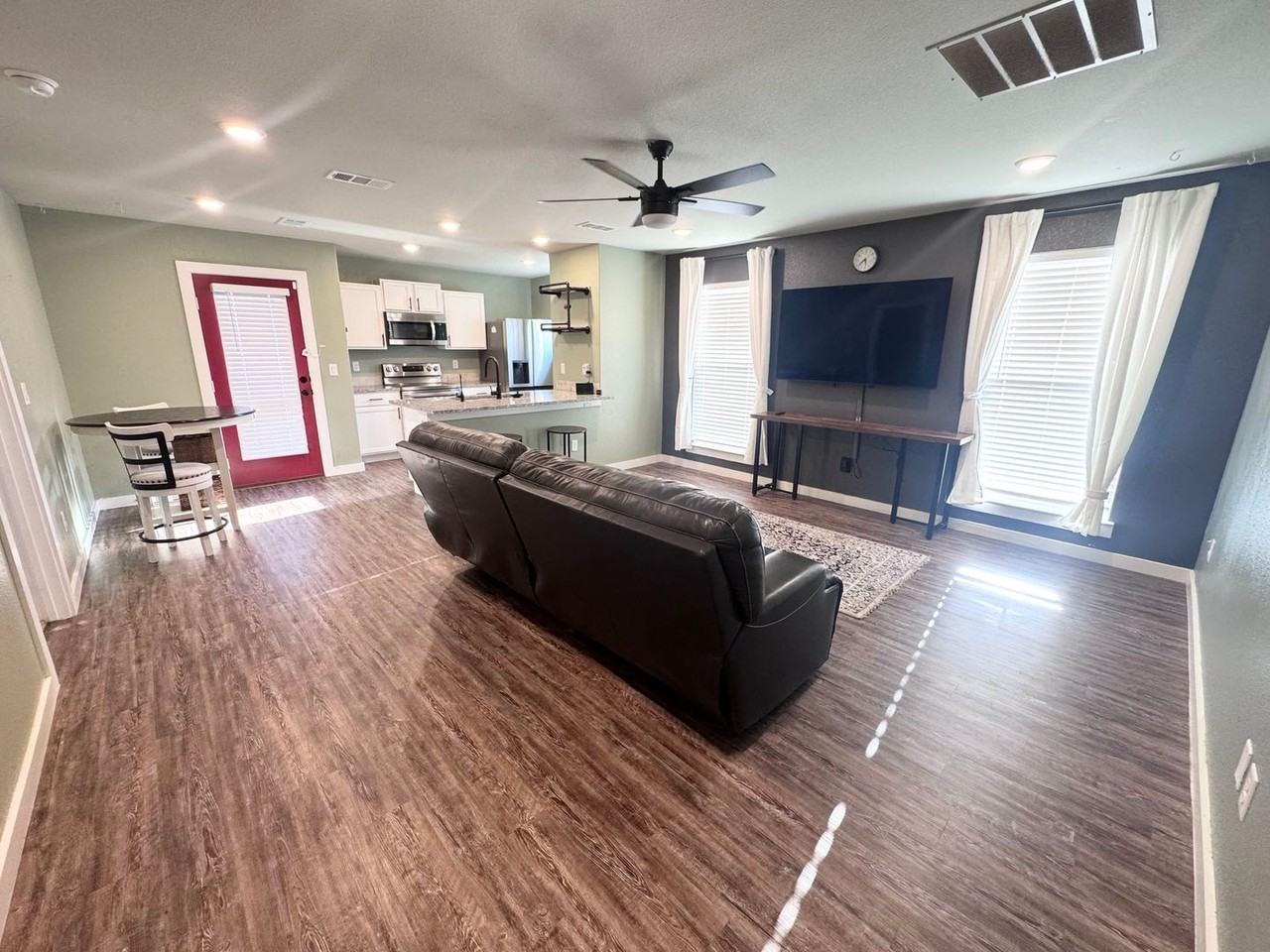 1316 Badland Blvd - Photo 2 of 13