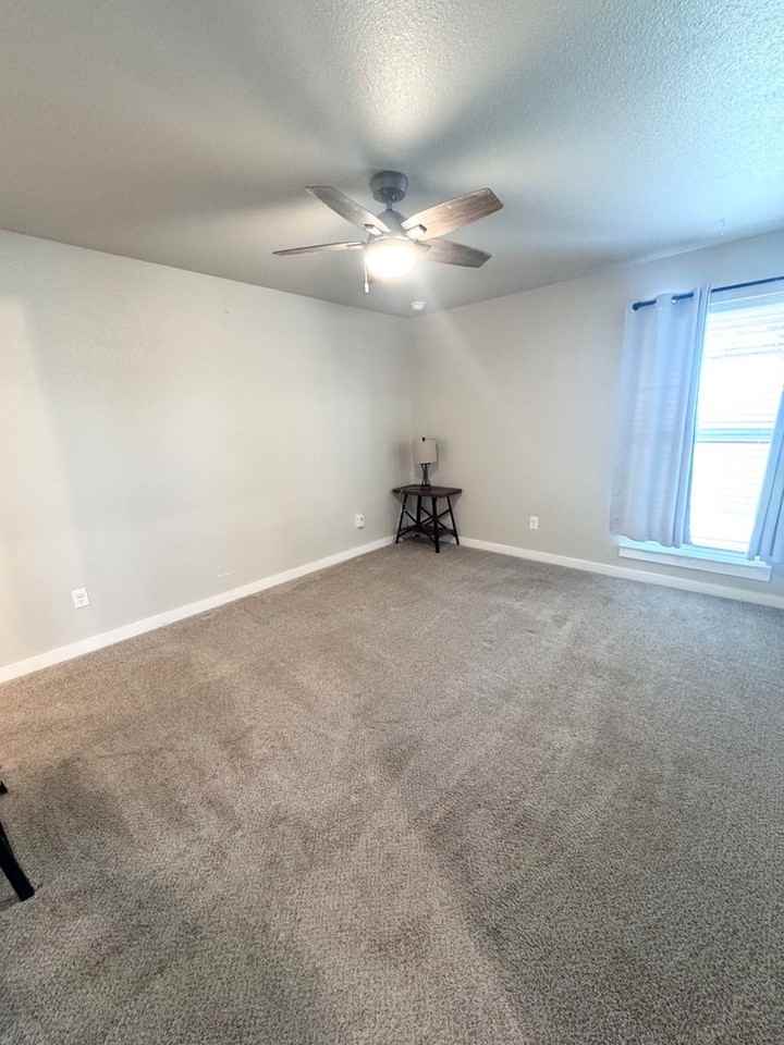 1316 Badland Blvd - Photo 5 of 13