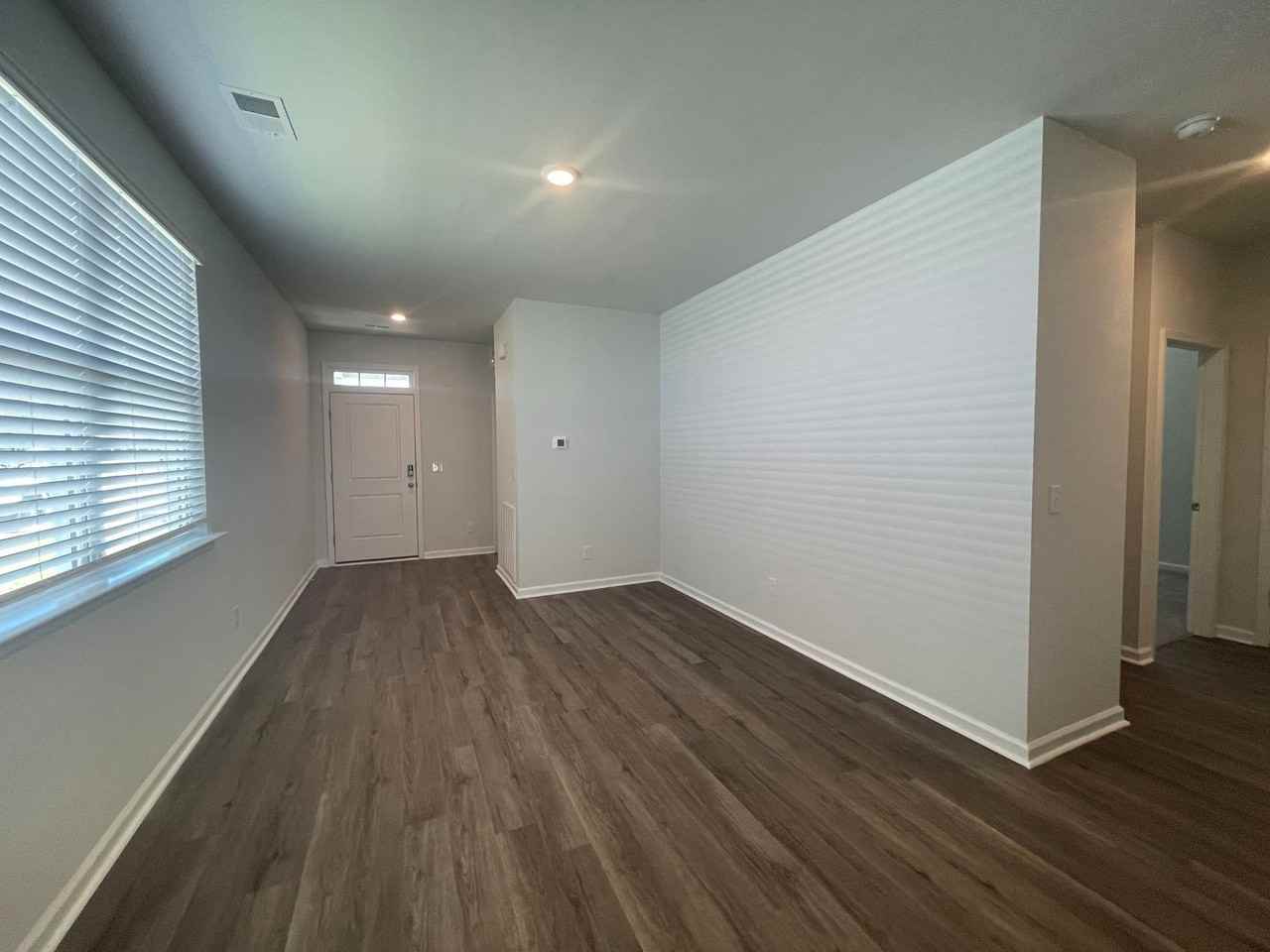 107 Mesa Ln - Photo 4 of 21
