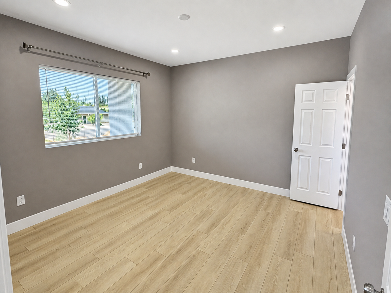 1750 Whitaker Rd - Photo 3 of 31