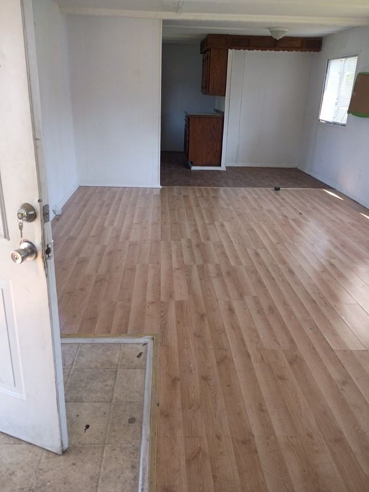 413 Dawn St - Photo 5 of 8