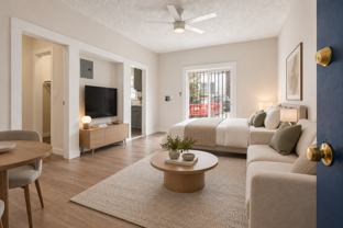 New Hampshire | Gorgeous Studio Apartments - Photo 1 of 1