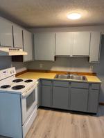 featured image of 32 Cottage St