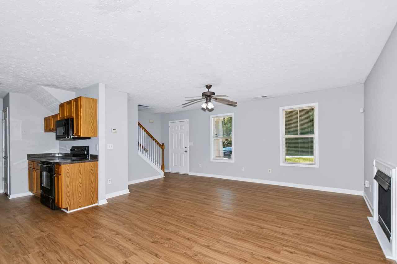 28 Swafford Dr - Photo 3 of 25