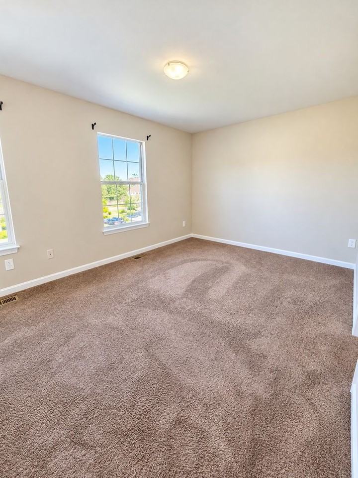 1216 Adeline Way - Photo 4 of 6