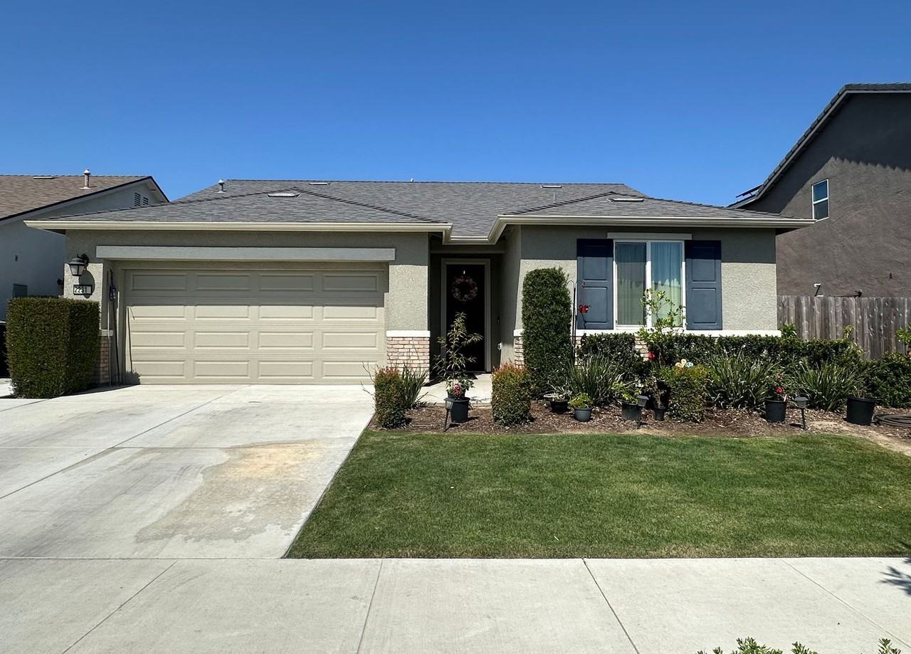 2231 S Lebec St - Photo 3 of 5