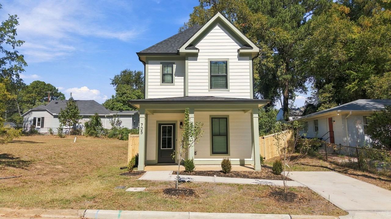 705 Hope Ave - Photo 2 of 30
