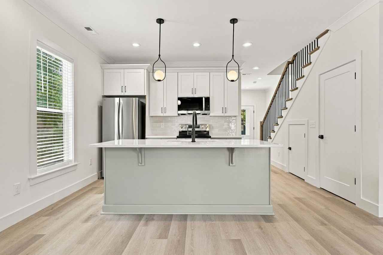 705 Hope Ave - Photo 7 of 30