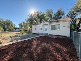featured image of 515 E Cheyenne Rd