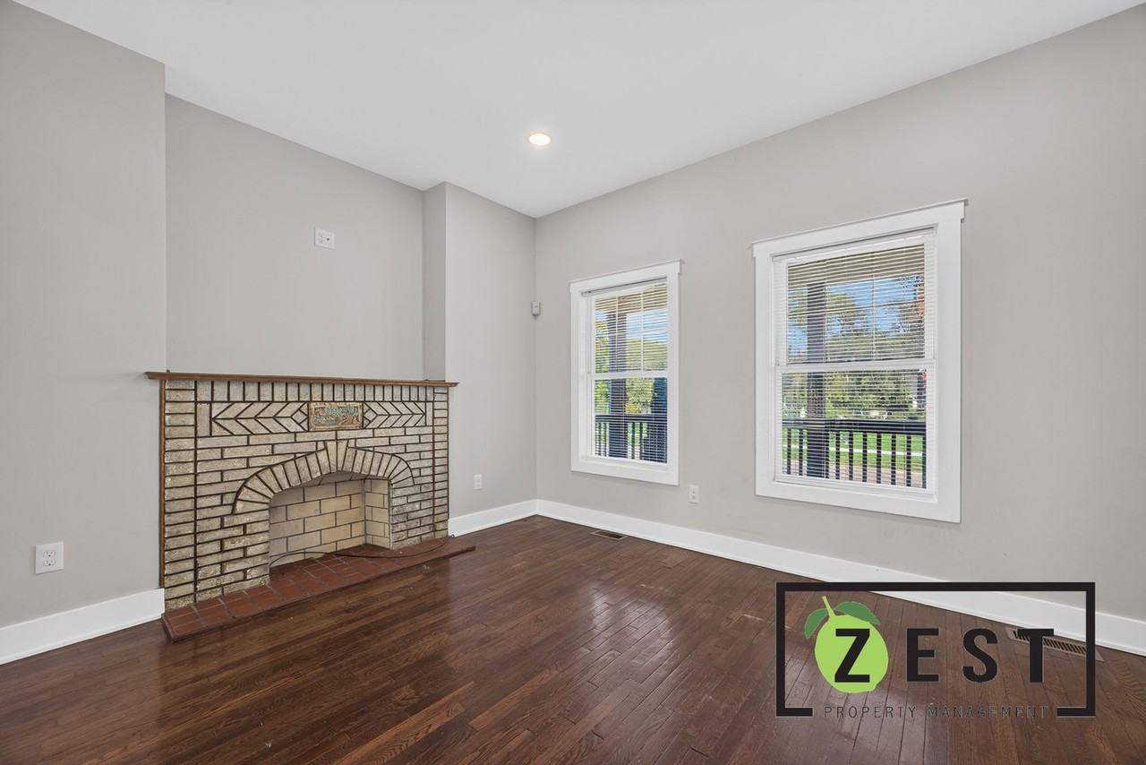 2251 Crane St - Photo 4 of 31