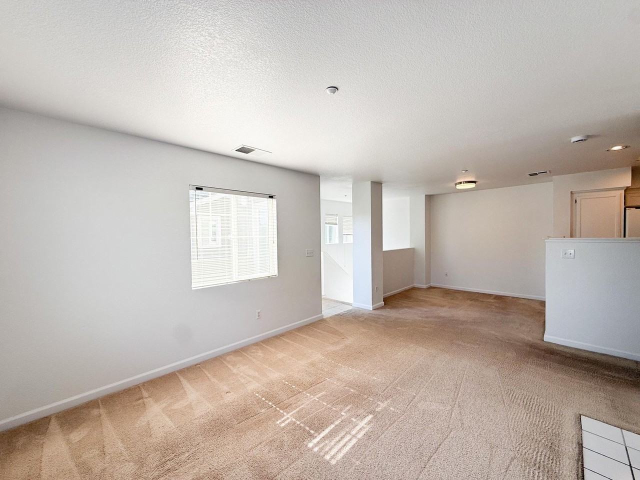 145 Wildrose Cmn #1 - Photo 5 of 28