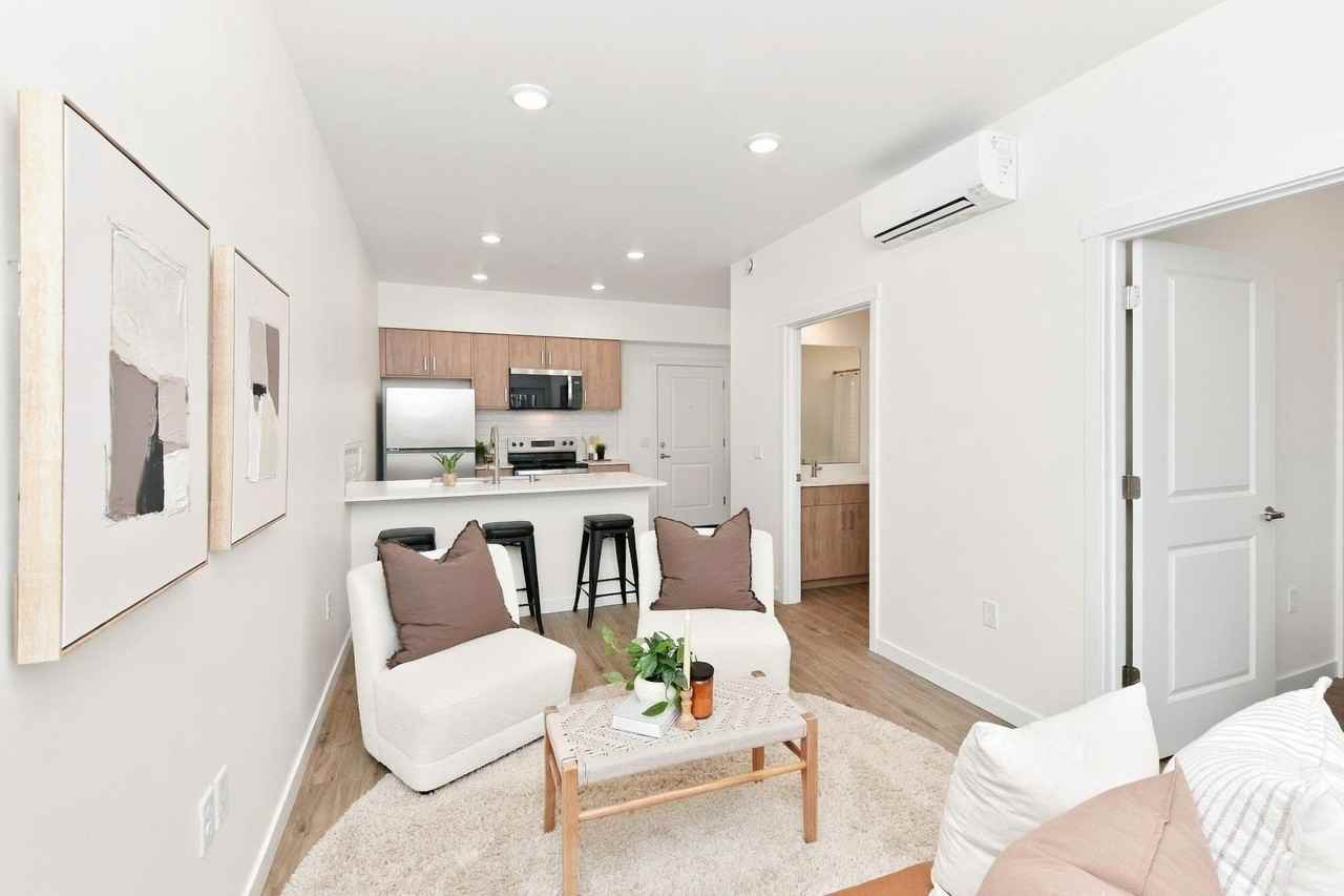 Eagle Point Apartments - Photo 5 of 41