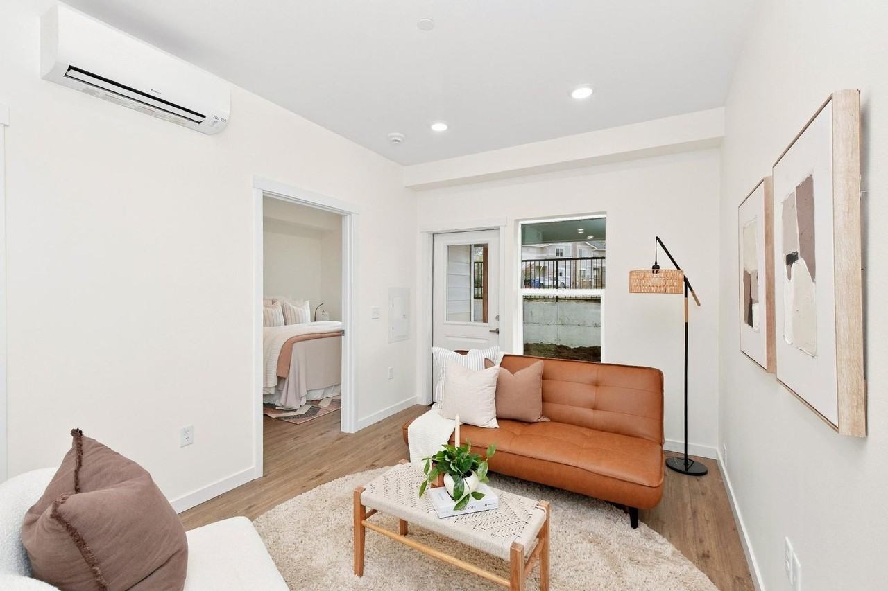 Eagle Point Apartments - Photo 6 of 41