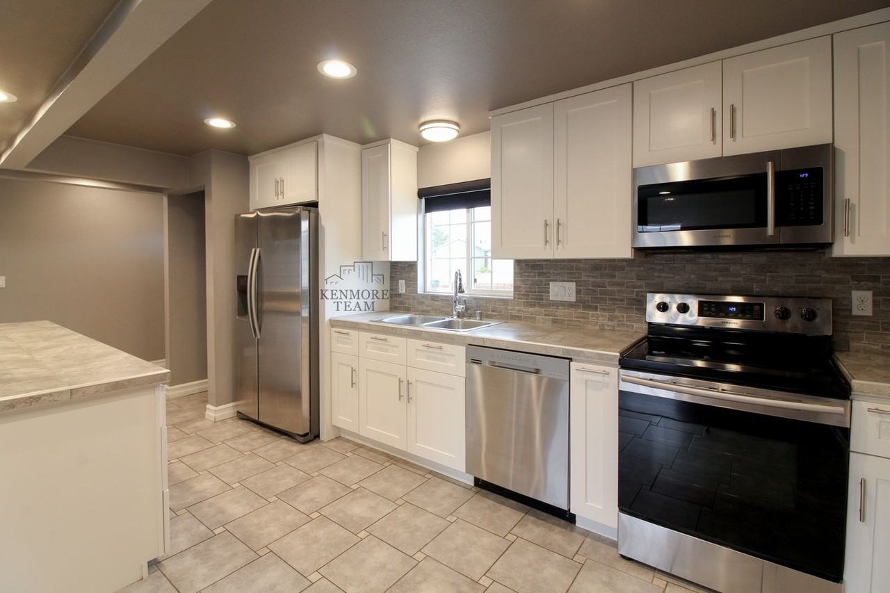 1321 W 3rd Ave - Photo 5 of 18