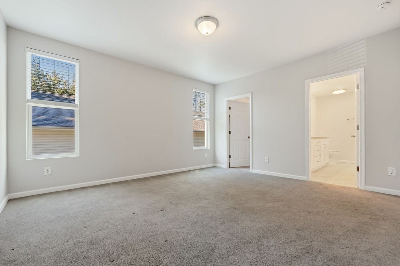 1312 S Roxboro St - Photo 7 of 24