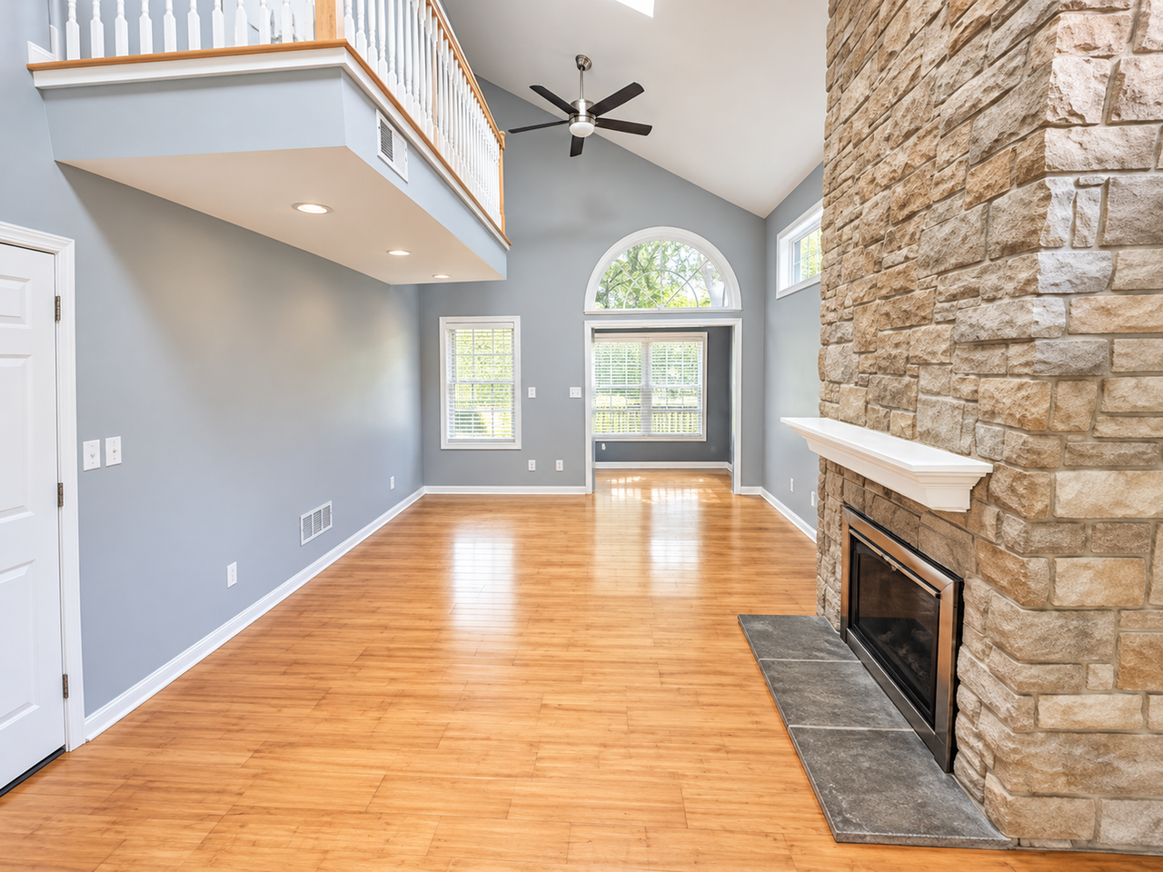 2529 Tinmouth Vale - Photo 3 of 6