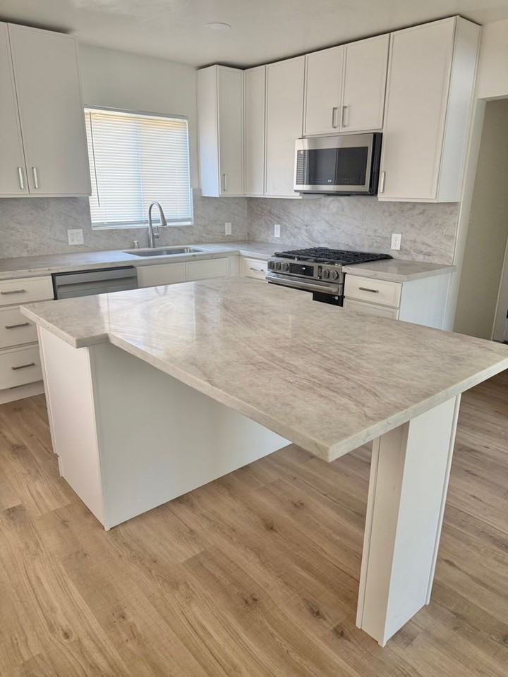 5486 Grape St - Photo 5 of 13