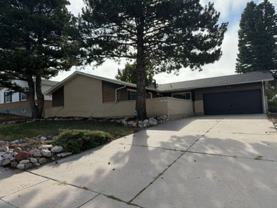 727 Golden Hill St - Photo 1 of 1