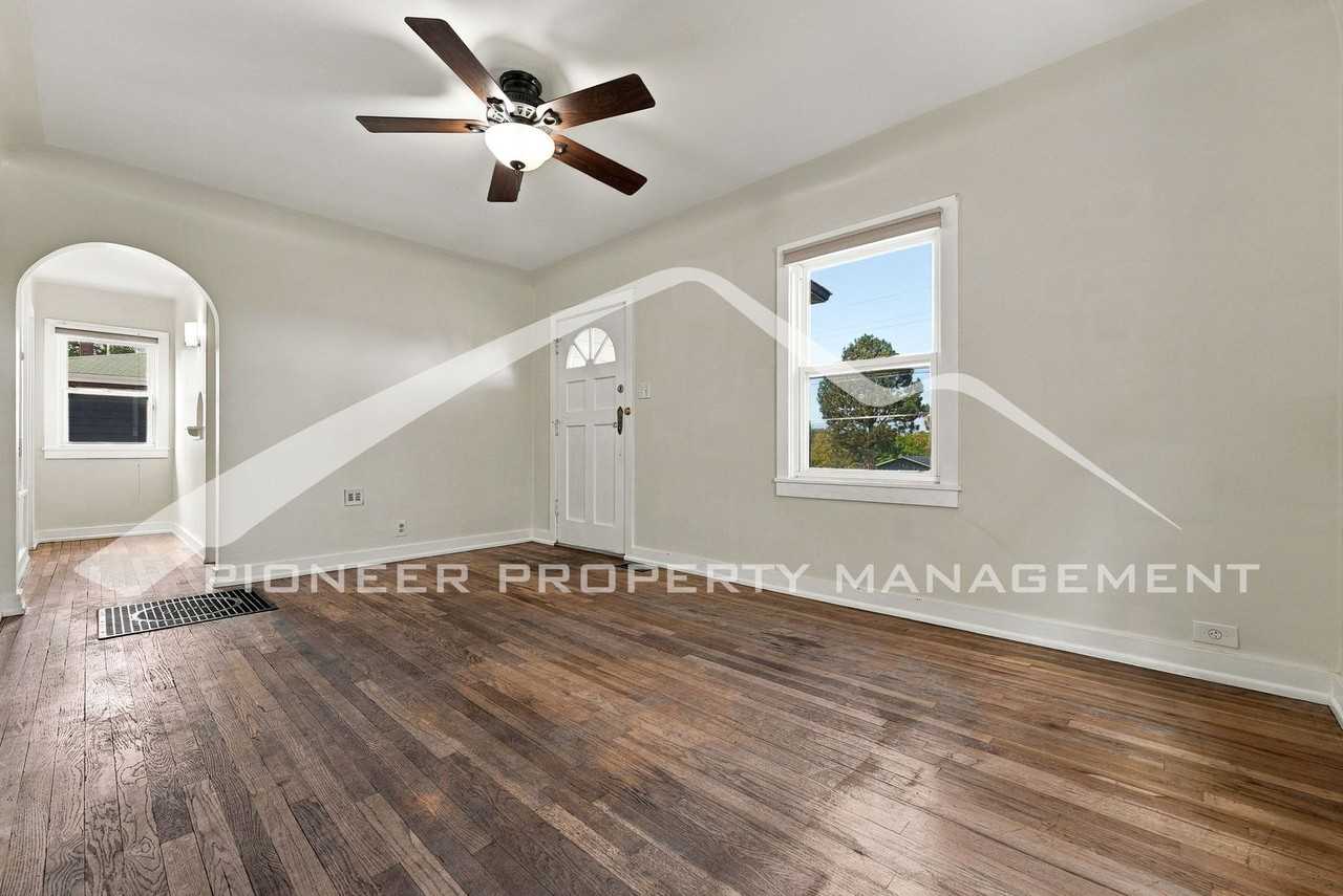 3210 W Colorado Ave - Photo 4 of 27