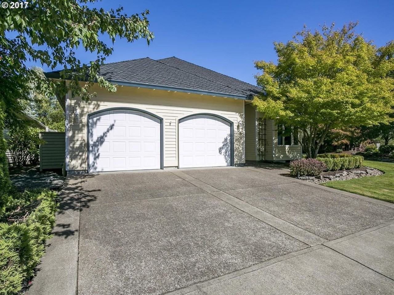 16127 Nw Birdie Ln - Photo 2 of 13