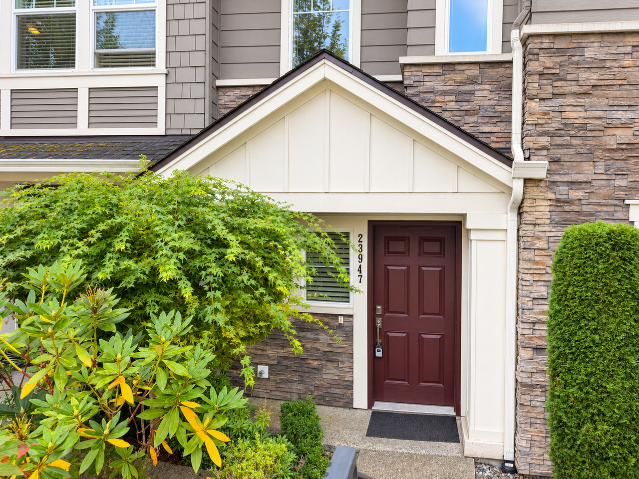 23947 Se 45th Ter - Photo 2 of 26