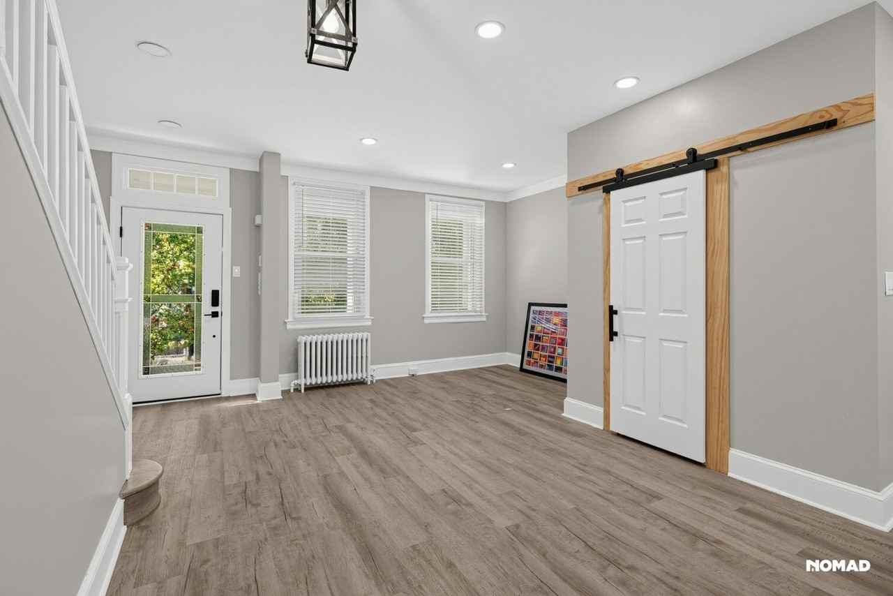 1414 C St Ne - Photo 6 of 28