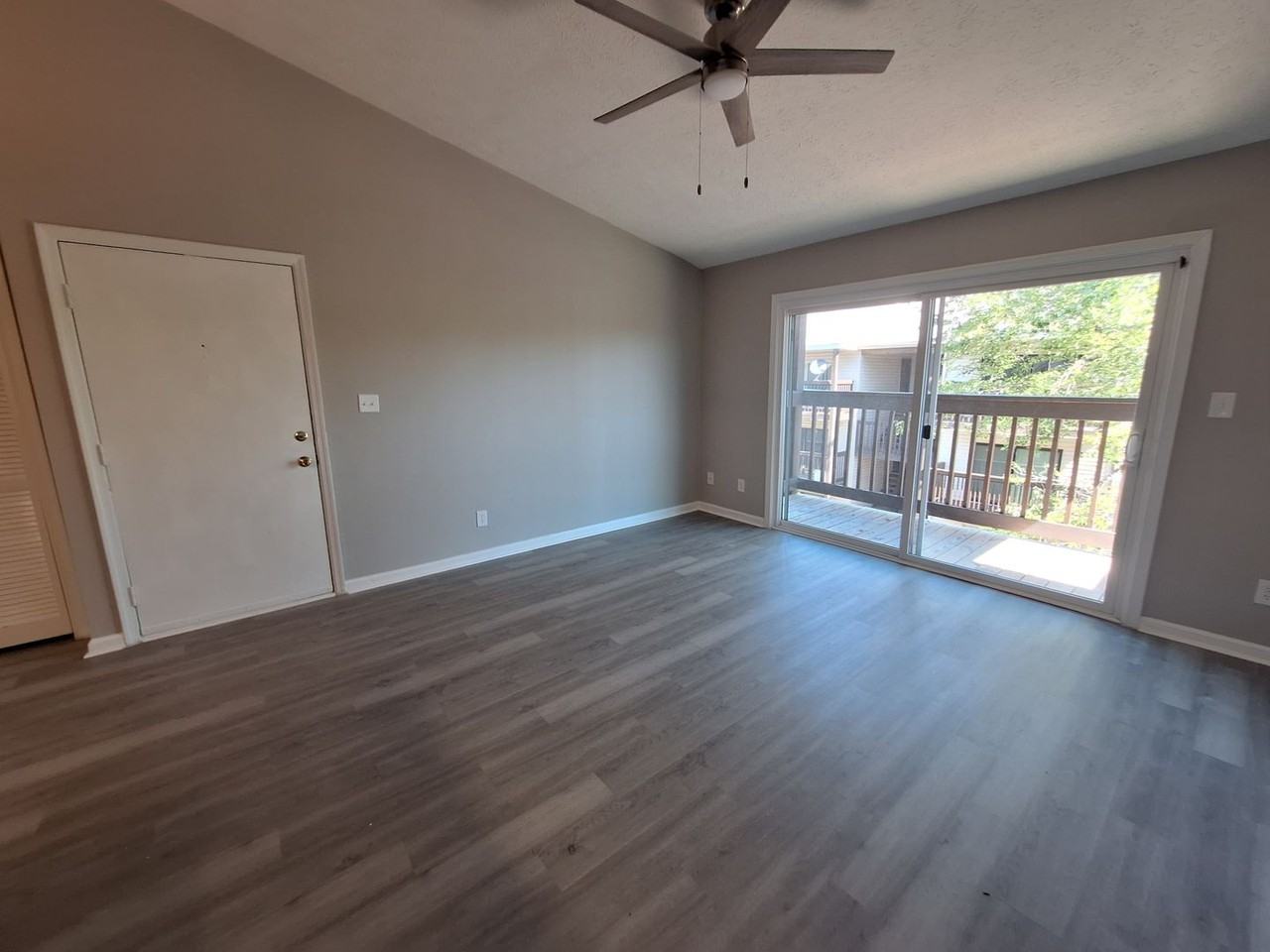20 Wells Ct - Photo 2 of 16