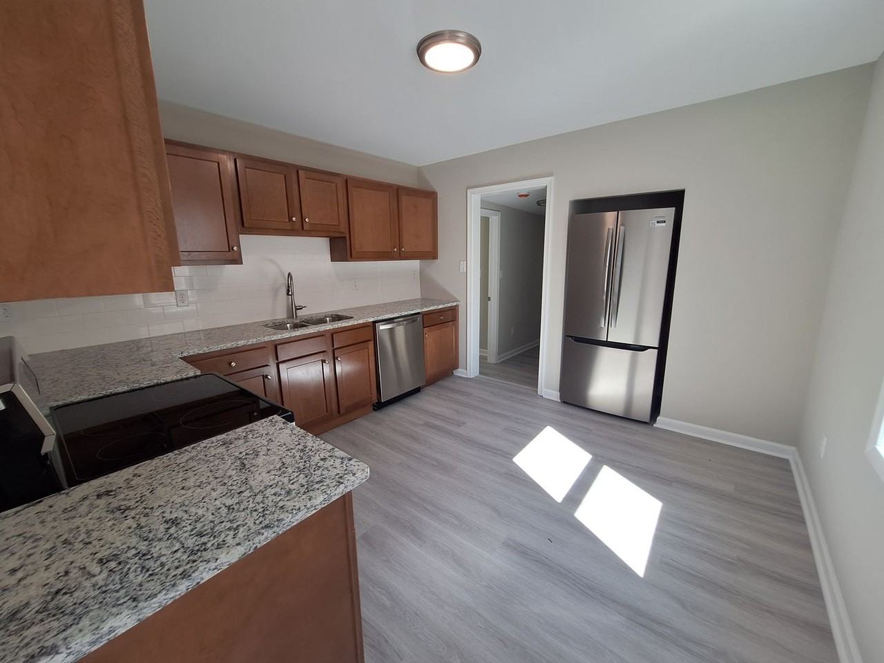 55 Phelps Cir - Photo 5 of 12