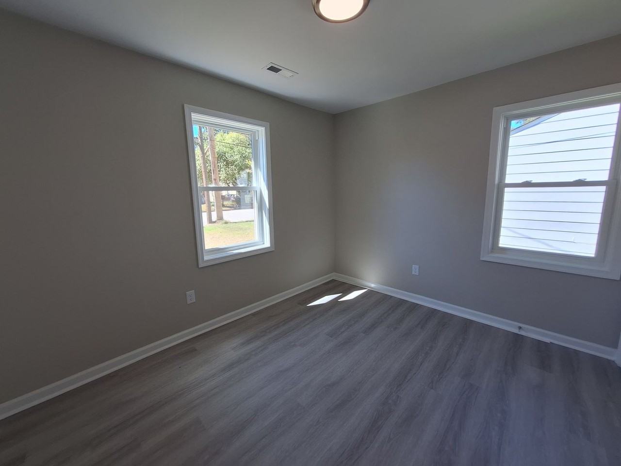 55 Phelps Cir - Photo 6 of 12