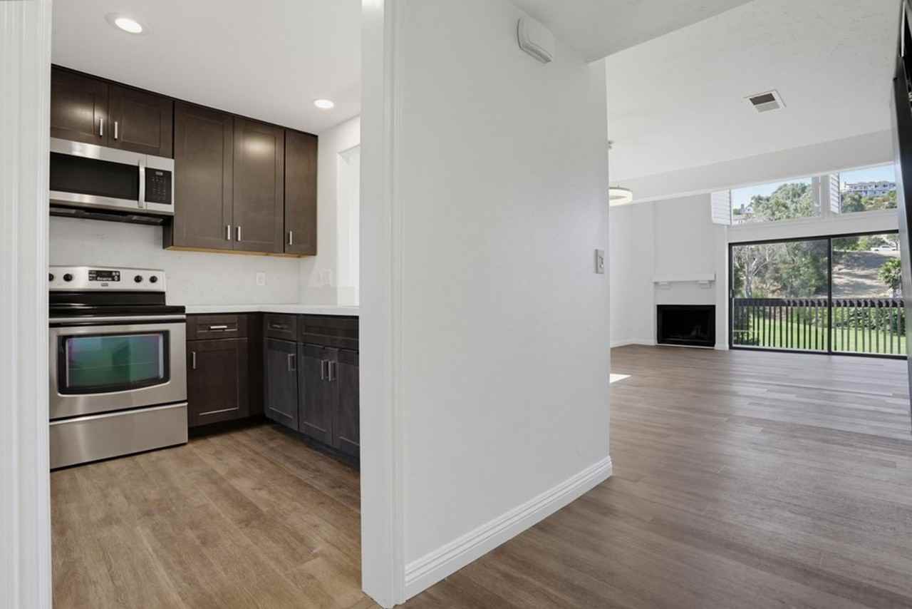 2505 Navarra Dr #321 - Photo 7 of 50