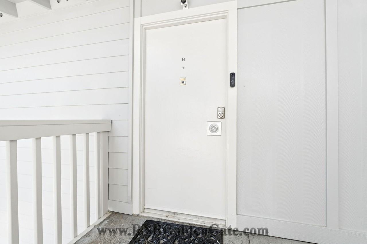 26 Circle Dr - Photo 4 of 29