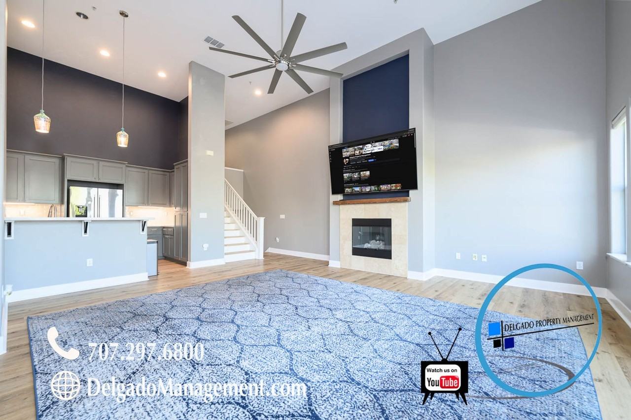 228 1st St - Photo 6 of 21