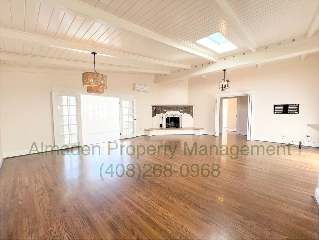 415 Monterey Dr - Photo 2 of 27